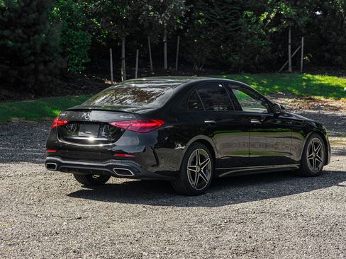 Used 2022 Mercedes-Benz C 300 4MATIC Sedan w/ AMG Line w/ Night Package image 8