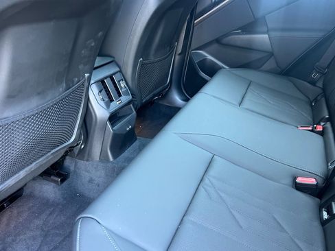 Used 2025 BMW X3 xDrive30i w/ Premium Package image 25