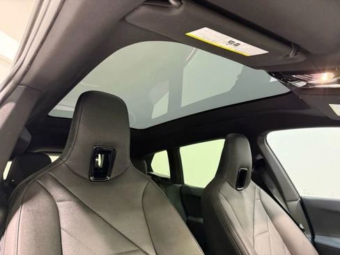Used 2024 BMW iX xDrive50 w/ Premium Package image 33