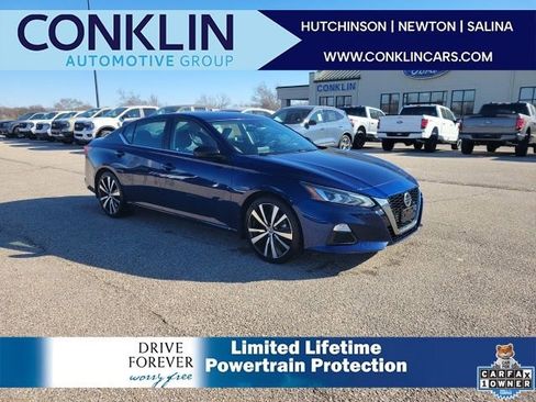 Used 2022 Nissan Altima 2.5 SR image 1