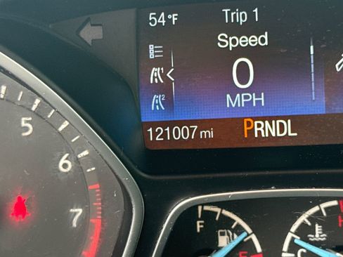 Used 2015 Ford Focus SE image 27