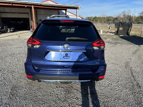 Used 2019 Nissan Rogue SV w/ Premium Package image 6