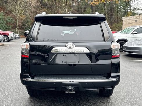 Used 2020 Toyota 4Runner image 6