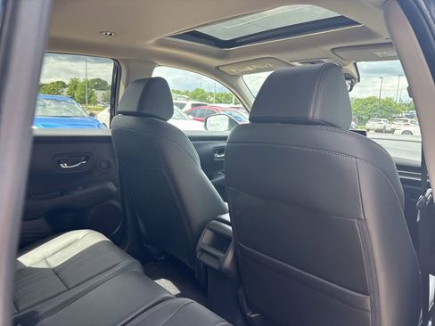 Used 2025 Honda HR-V EX-L image 29
