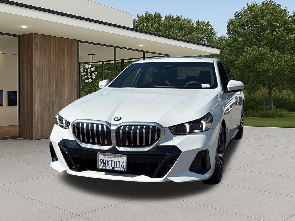 Used 2026 BMW 530i w/ M Sport Package RWD image 3