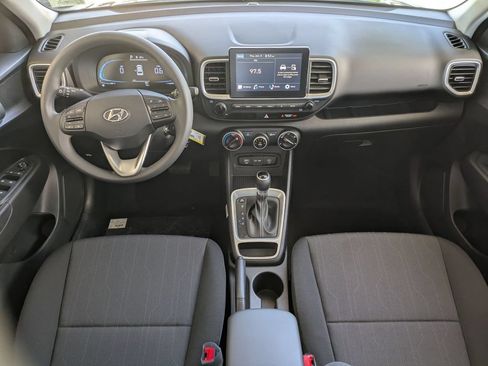New 2026 Hyundai Venue SE FWD image 15