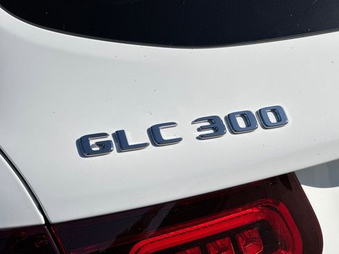 Certified 2022 Mercedes-Benz GLC 300 w/ Premium Package Lite image 26