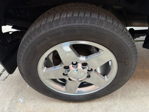 Used 2013 GMC Sierra 2500 Denali w/ Suspension Package, Off-Road AWD/4WD image 26