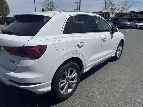 Used 2024 Audi Q3 2.0T Premium image 7