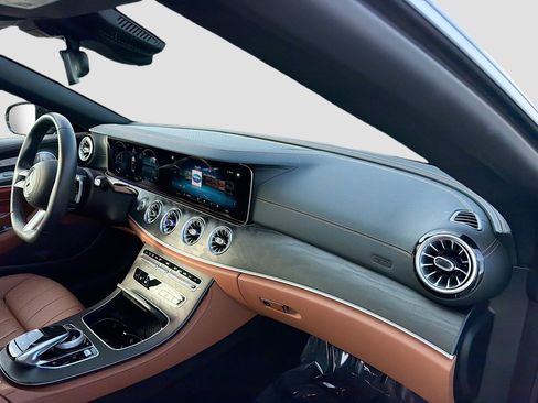 Used 2023 Mercedes-Benz E 450 E 450 image 14