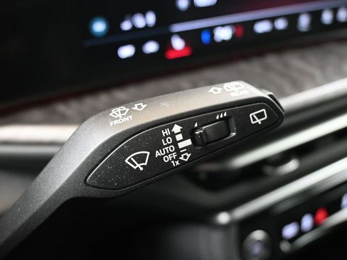 Used 2025 Audi Q5 Premium Plus w/ Premium Plus image 28