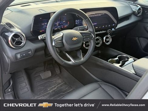 Used 2024 Chevrolet Blazer EV LT AWD/4WD image 6