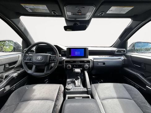 Used 2024 Toyota Tacoma SR5 AWD/4WD image 11