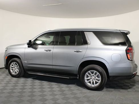 Used 2023 Chevrolet Tahoe LT w/ Luxury Package image 5