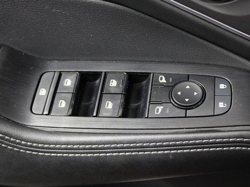 Certified 2021 Nissan Rogue SV w/ Premium Package image 25