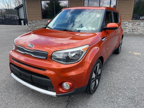 Used 2018 Kia Soul + FWD image 14