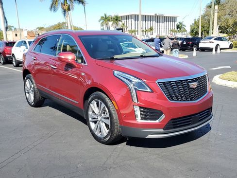 Used 2020 Cadillac XT5 Premium Luxury w/ Platinum Package image 6
