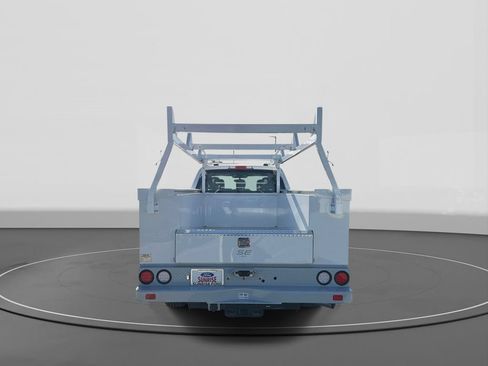 New 2026 Ford F250 XL w/ XL Chrome Package RWD image 5