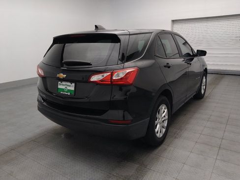 Used 2020 Chevrolet Equinox LS FWD image 9