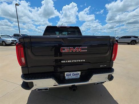 Used 2024 GMC Sierra 1500 SLT AWD/4WD image 10