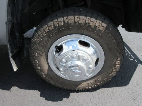 Used 2020 RAM 3500 Tradesman AWD/4WD image 9