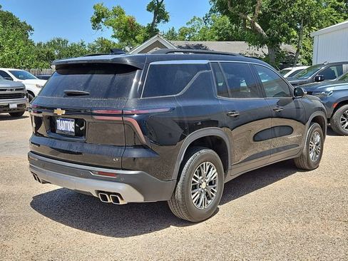 Certified 2024 Chevrolet Traverse LT FWD image 40