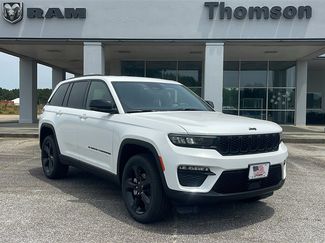 New 2025 Jeep Grand Cherokee Limited w/ Black Appearance Package video 2