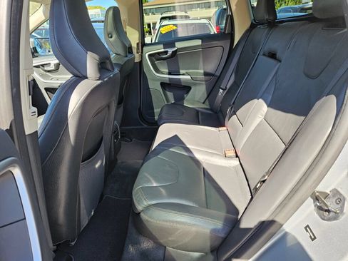 Used 2012 Volvo XC60 3.2 FWD image 11