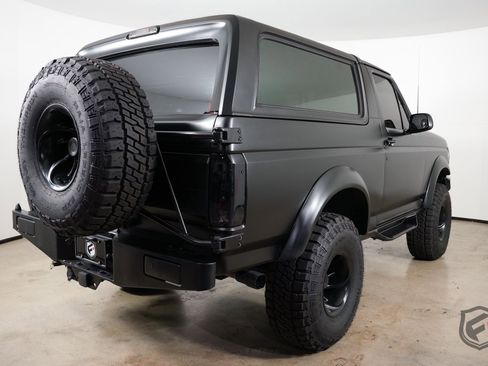 Used 1996 Ford Bronco Eddie Bauer image 9