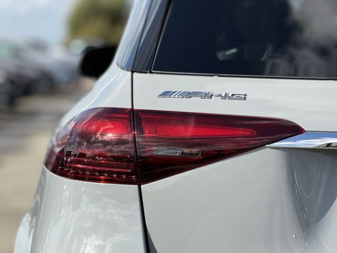 New 2026 Mercedes-Benz GLE 53 AMG 4MATIC image 8