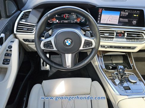 Used 2020 BMW X5 sDrive40i w/ M Sport Package image 12