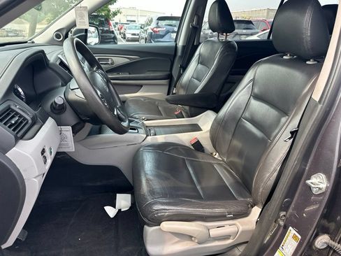 Used 2016 Honda Pilot LX image 15