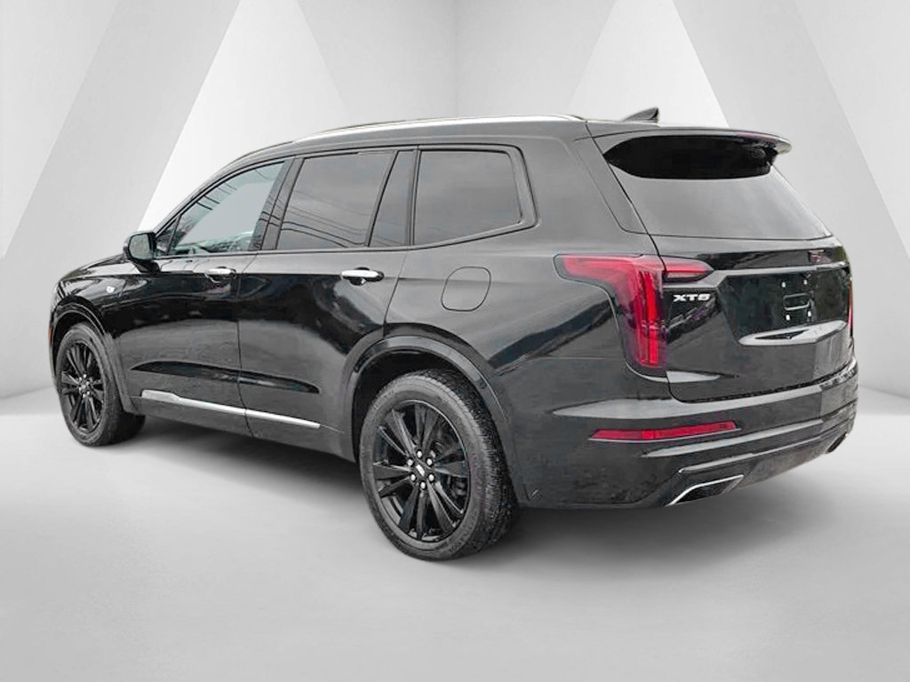 Used 2023 Cadillac XT6 Premium Luxury FWD image 5