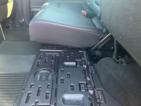 Used 2024 Nissan Titan PRO-4X w/ Pro-4x Convenience Package image 42