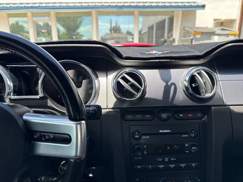 Used 2007 Ford Mustang GT Premium RWD image 17