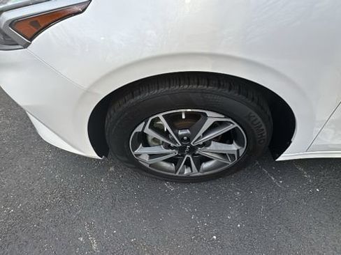 Used 2024 Kia Forte LXS image 37