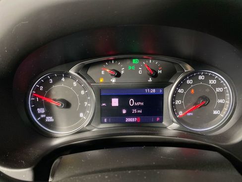 Used 2023 GMC Terrain SLE w/ Driver Convenience Package image 15