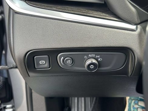 Used 2019 Buick Enclave Avenir w/ Avenir Technology Package FWD image 32