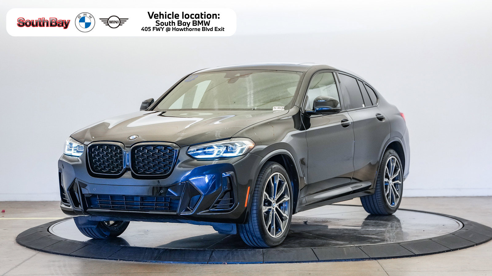 Used 2022 BMW X4 xDrive30i w/ M Sport Package 2 AWD/4WD image 1