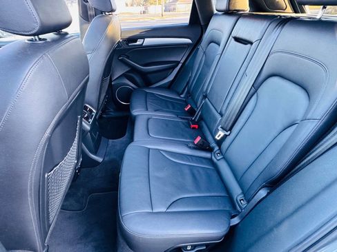 Used 2017 Audi Q5 2.0T Premium Plus w/ Technology Package image 11