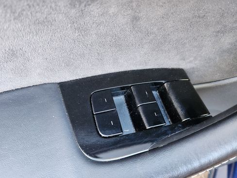 Used 2021 Tesla Model Y 2WD image 17