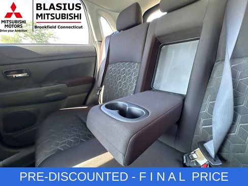 Used 2025 Mitsubishi Outlander Sport ES AWD/4WD image 37