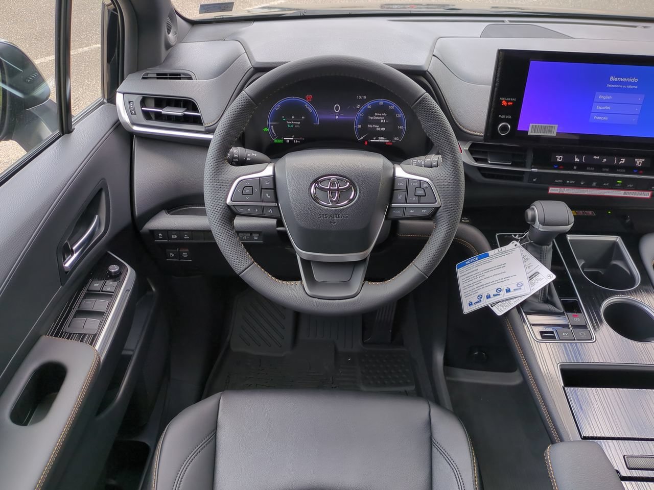 New 2026 Toyota Sienna XLE Woodland Edition AWD/4WD image 16