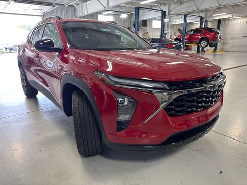 New 2026 Chevrolet Trax RS w/ Driver Confidence Package FWD image 27