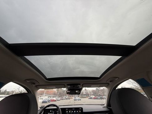 New 2026 Kia K5 EX image 24