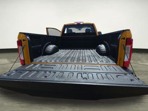 Used 2019 Ford F350 XL w/ Power Equipment Group image 15