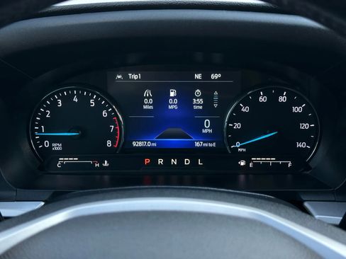 Used 2022 Ford Explorer XLT w/ Equipment Group 202A image 33