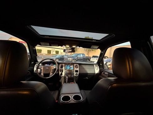 Used 2017 Ford Expedition EL Limited w/ Equipment Group 301A RWD image 32