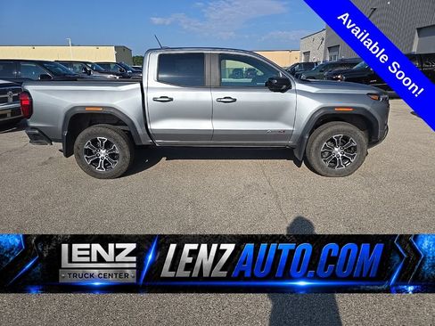 Used 2023 GMC Canyon AT4 w/ AT4 Premium Package AWD/4WD image 1