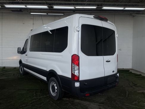 Used 2018 Ford Transit 350 XL image 3